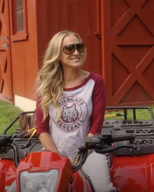 And Just Like That Carrie Bradshaw Raglan T Shirt