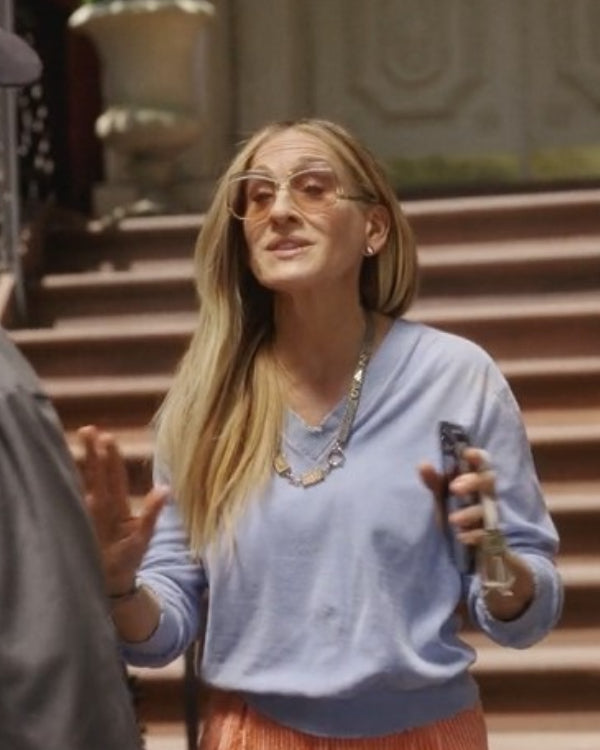 And Just Like That S03 Sarah Jessica Parker Blue V Neck Sweatshirt