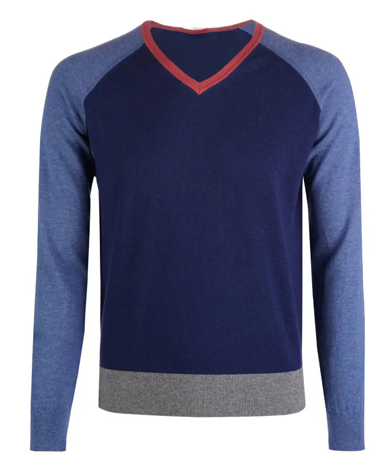 Casa Feliz 2025 José Figueiras V Neck Sweatshirt