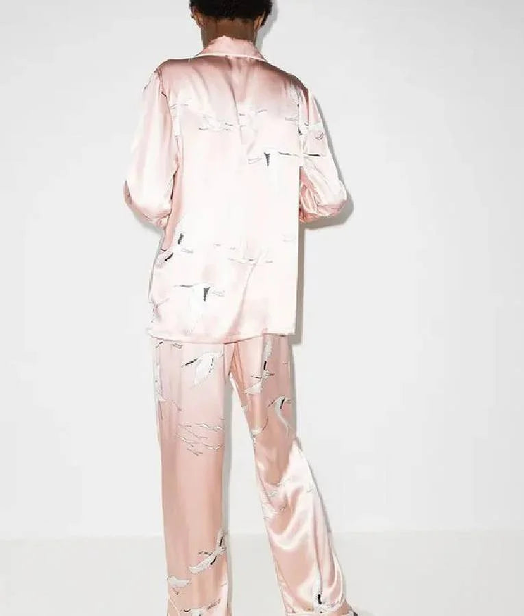 Hacks S04 Jean Smart Pink Bird Print Pajama Set