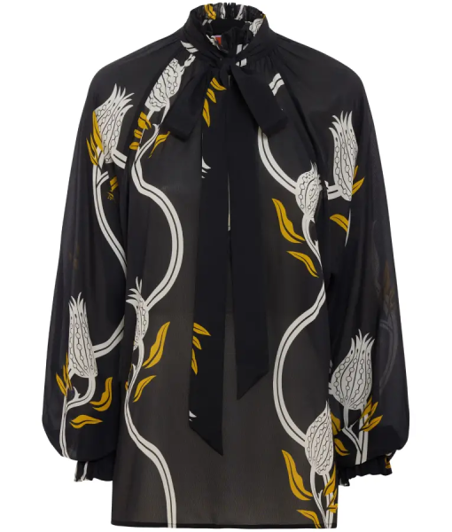 E News 2025 Kelly Clarkson Printed Tie Neck Blouse