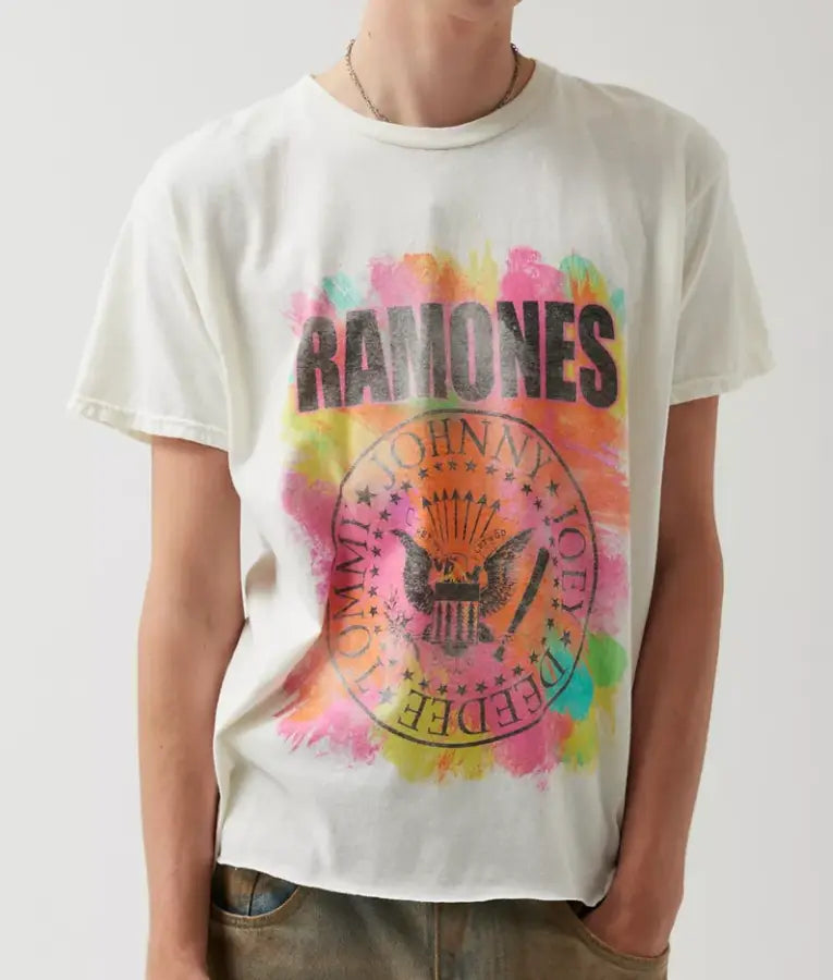 Ginny & Georgia S03 Ginny Miller Ramones T-shirt