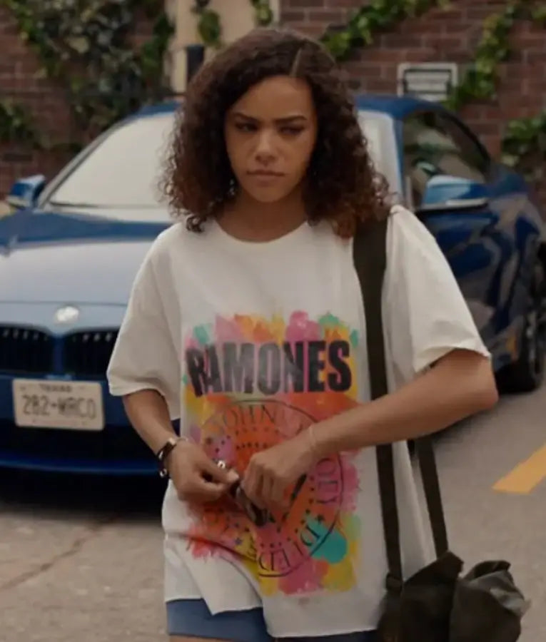 Ginny & Georgia S03 Ginny Miller Ramones T-shirt