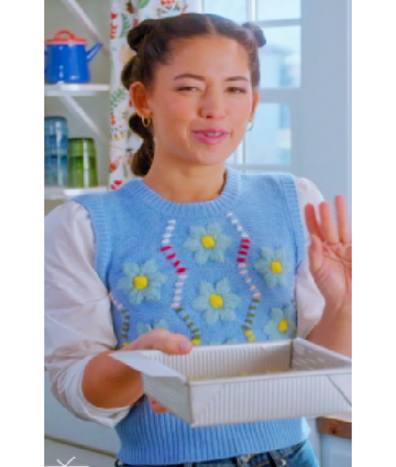 Girl Meets Farm S15 Molly Yeh Floral Embroidered Sweater Vest