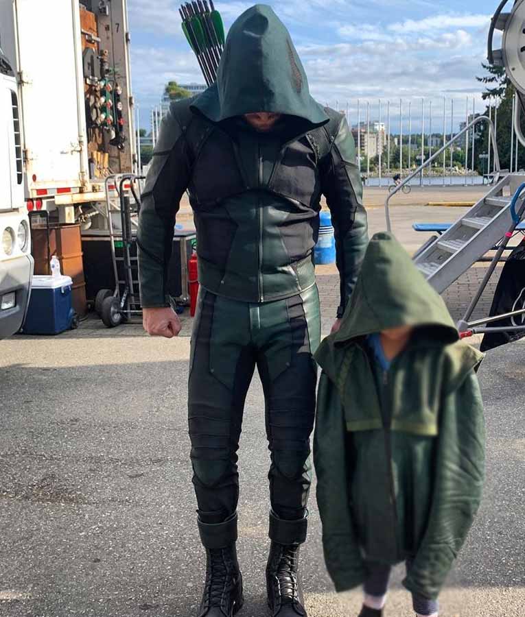 Stephen Amell Green Arrow S08 Hooded Jacket