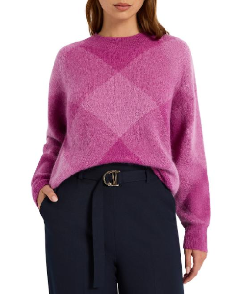 Strife S02 Olivia Junkeer Pink Argyle Sweater