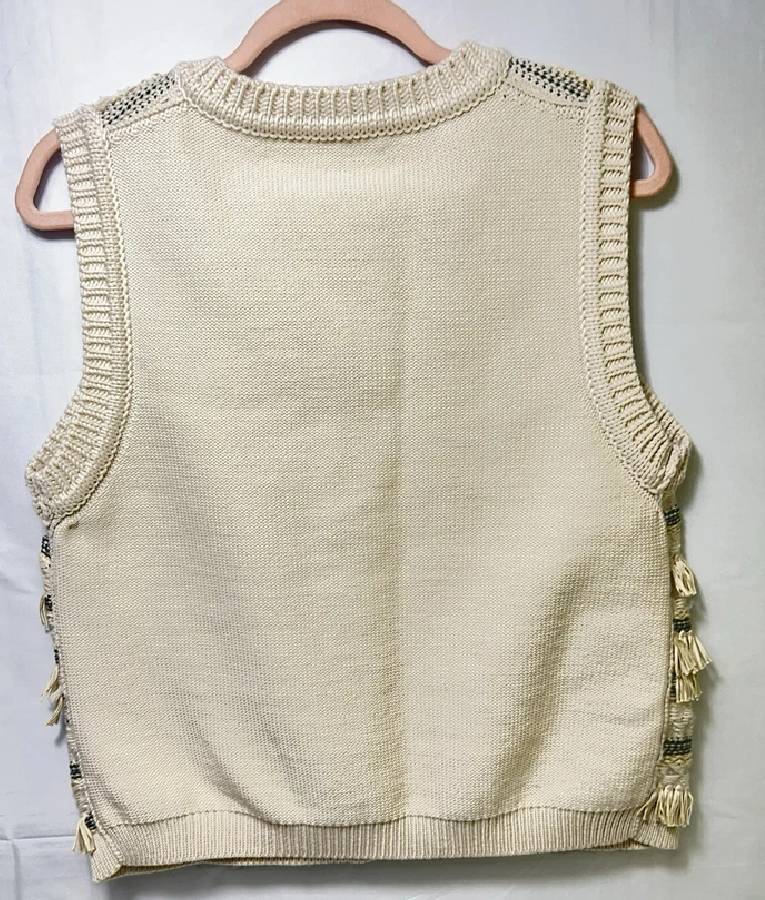 Battle Camp S01 Lorenzo Nobilio Vest