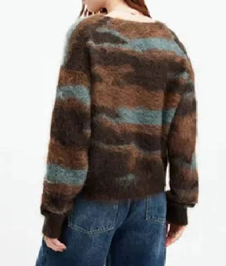 I Jack Wright S01 Sabrina Bartlett Fluffy Striped Cardigan