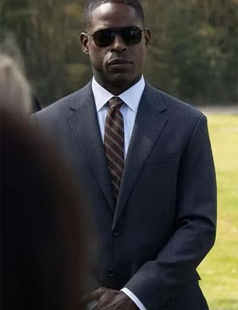 Xavier Collins Paradise S01 Grey Suit