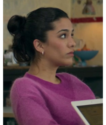 Strife S02 Olivia Junkeer Pink Argyle Sweater