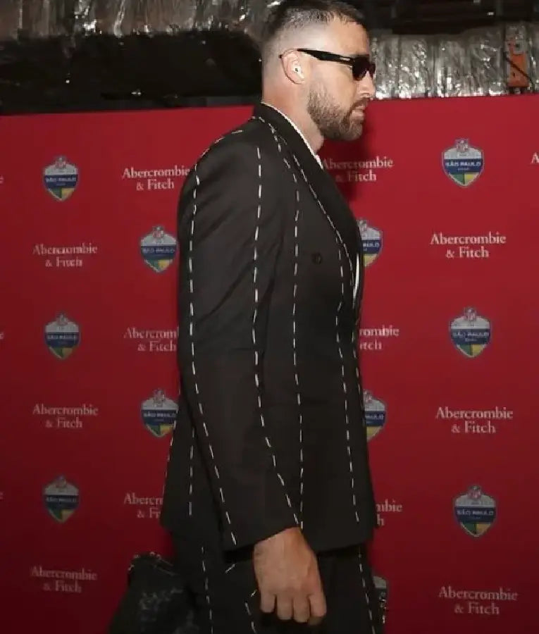Travis kelce São Paulo Brazil Black Blazer