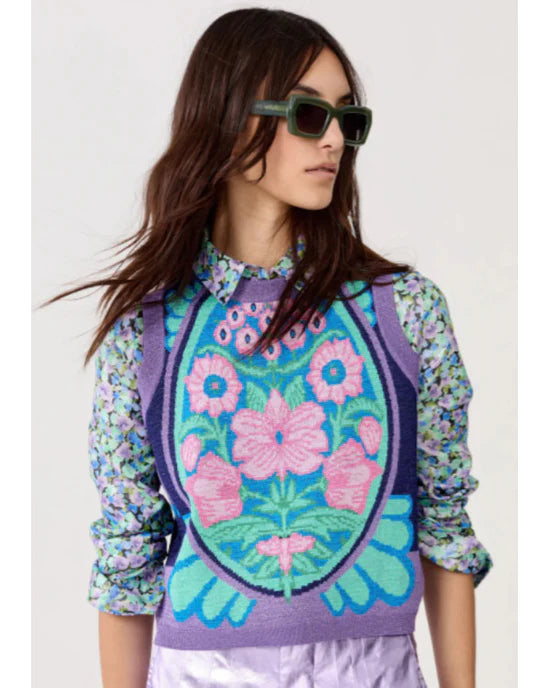 And Just Like That S03 Cathy Ang Floral Knit Top